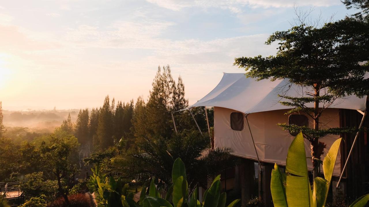 Arkamaya Sembung Resort&glamping Wisma tamu Yogyakarta